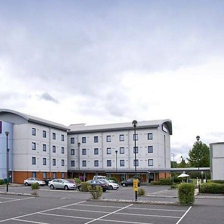 Premier Inn London Енфілд Екстер'єр фото