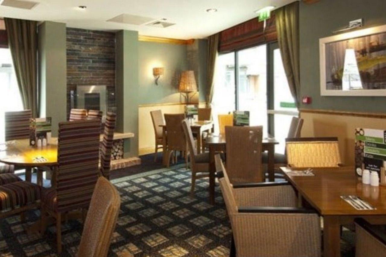 Premier Inn London Енфілд Екстер'єр фото
